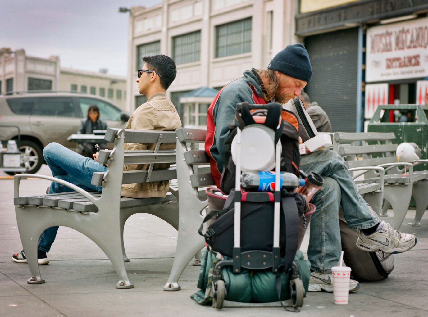 Wealth and poverty side by side