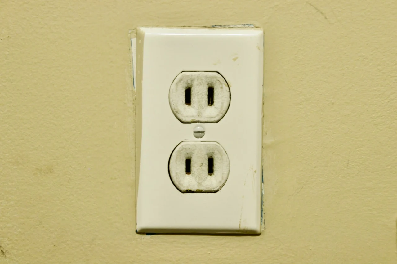 Photo of an electrical outlet