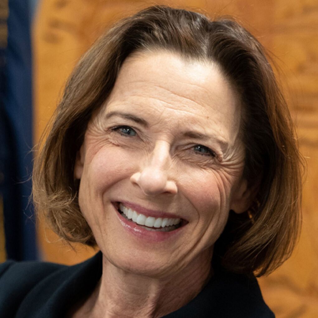 Photo of Alaska state Senator Cathy Giessel